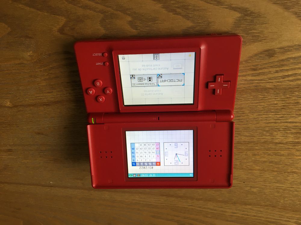 Nintendo DS Lite
120 Laroque-d'Olmes (09)