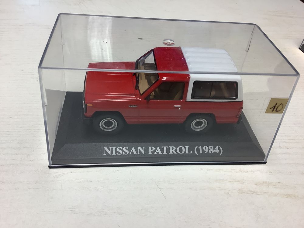 NISSAN PATROL 1984 1/43 voiture miniature 10 Al�s (30)