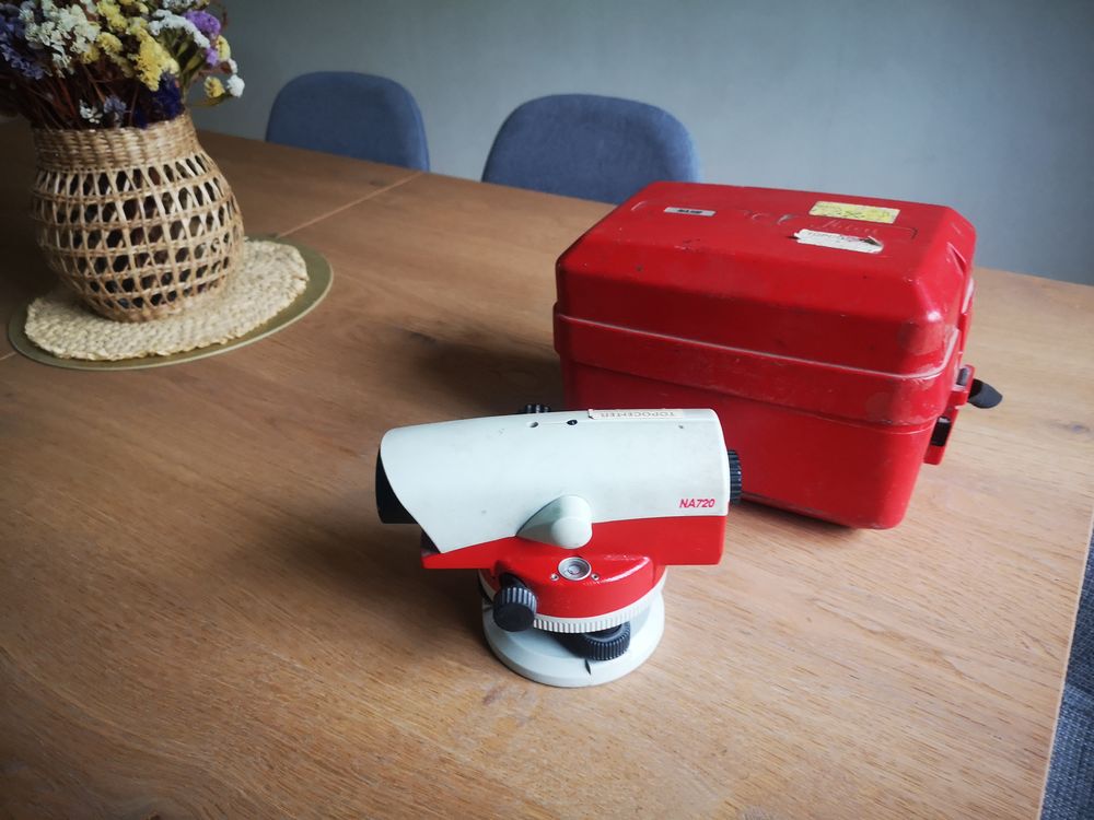 Niveau optique leica na 720 150 Le Haillan (33)