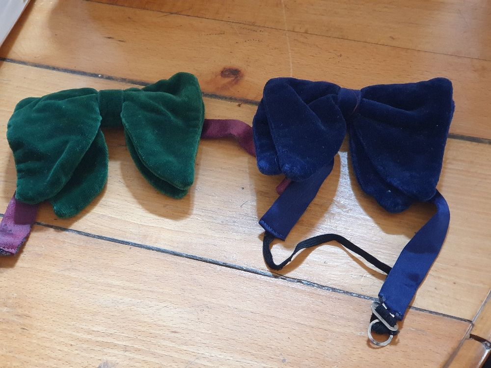 Noeud papillon en velours vert et 1 bleu vintage 6 Mouxy (73)