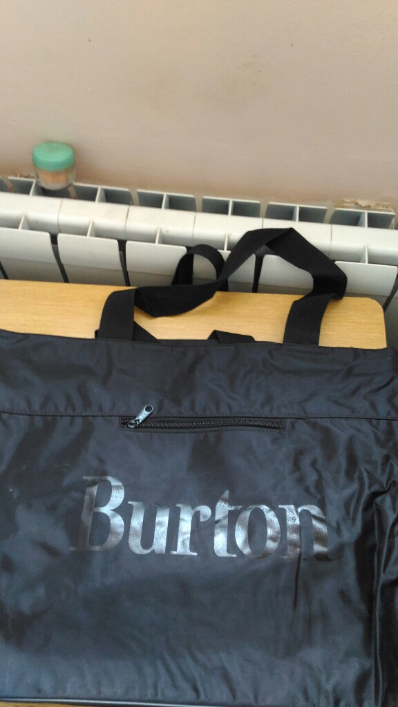 Sac noir  Burton  5 Saint-Br�s (30)