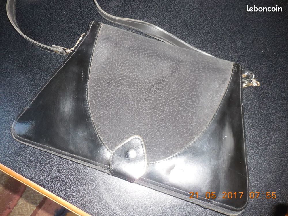 sac noir cuir vernis et velours 4 S�te (34)
