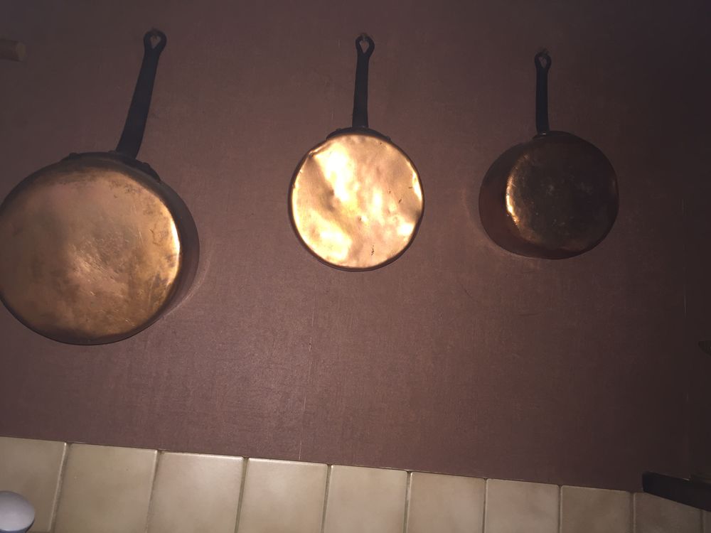   Nombreux meubles, batteries de cuisine tout en cuivre, 0 Courtenay (45)