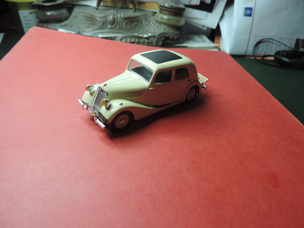 NOREV - RENAULT CELTAQUATRE -  1/43 �me. 12 Albi (81)