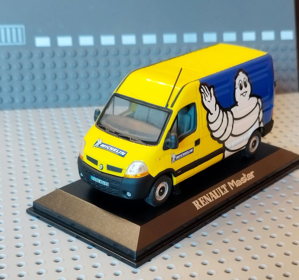 Modèle Réduit Norev Renault 12 - échelle 1:2, état Neuf, Année 70, Pièce Collector