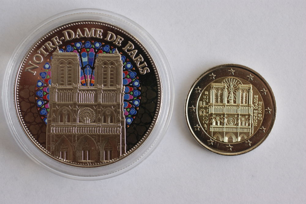 NOTRE DAME DE PARIS 59 Rouffignac-Saint-Cernin-de-Reilhac (24)