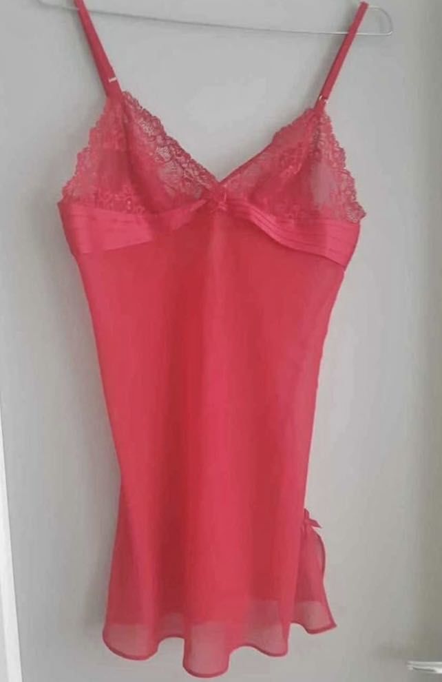 nuisette transparente sexy 8 Grenoble (38)