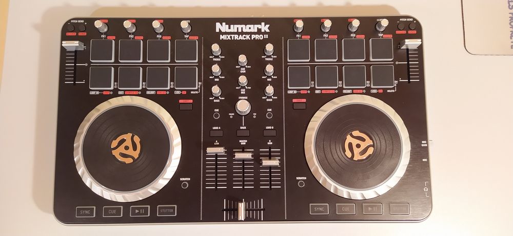 Numark Mixtrack Pro II Contrôleur DJ 2 Canaux avec Interface 120 Rosheim (67)