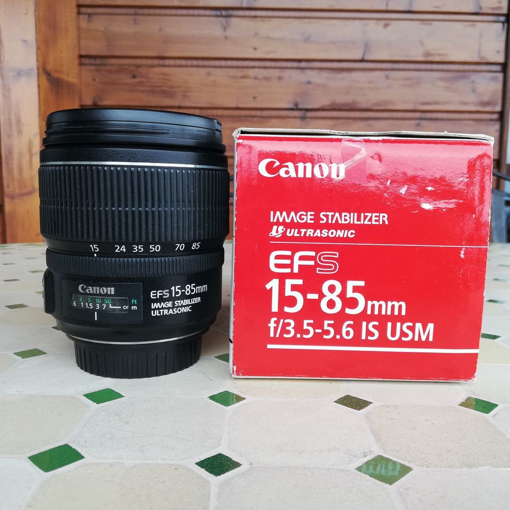 Objectif CANON  EF-S IS USM 15-85 mm 320 Noyarey (38)
