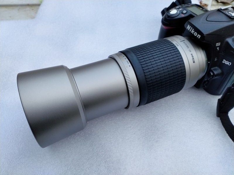 Objectif Nikon zoom 70-300 mm f/4-5,6 - AF-G version grise 90 Les Aveni�res (38)