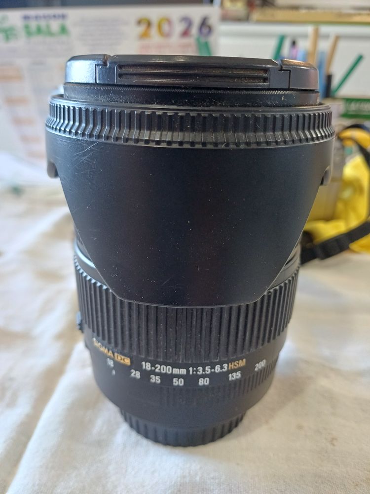 OBJECTIF SIGMA ZOOM 18-200 mm 75 Tours (37)