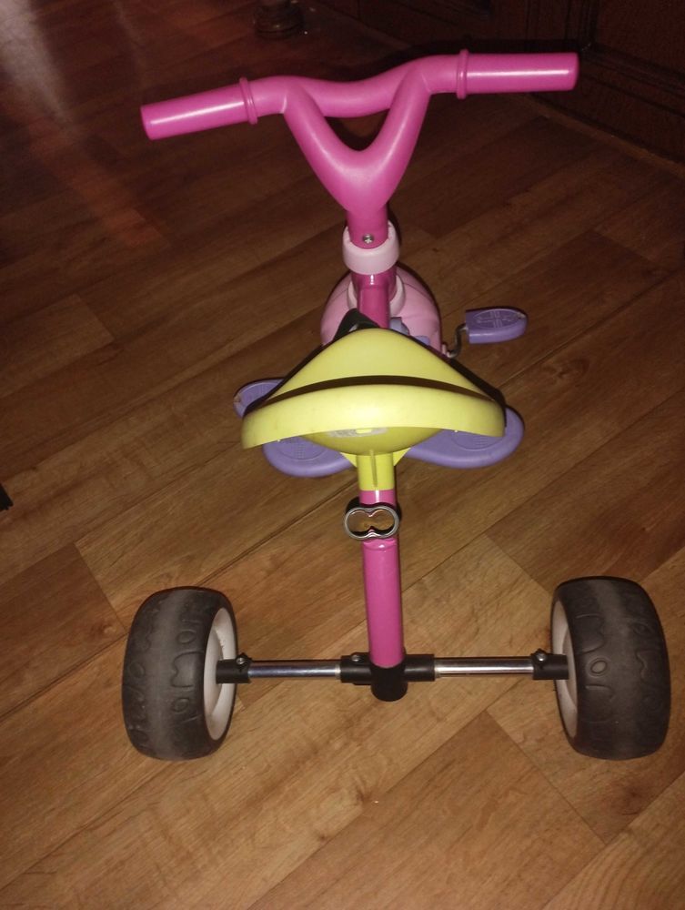 objet pour enfant tricycle 3 L'Isle-d'Abeau (38)