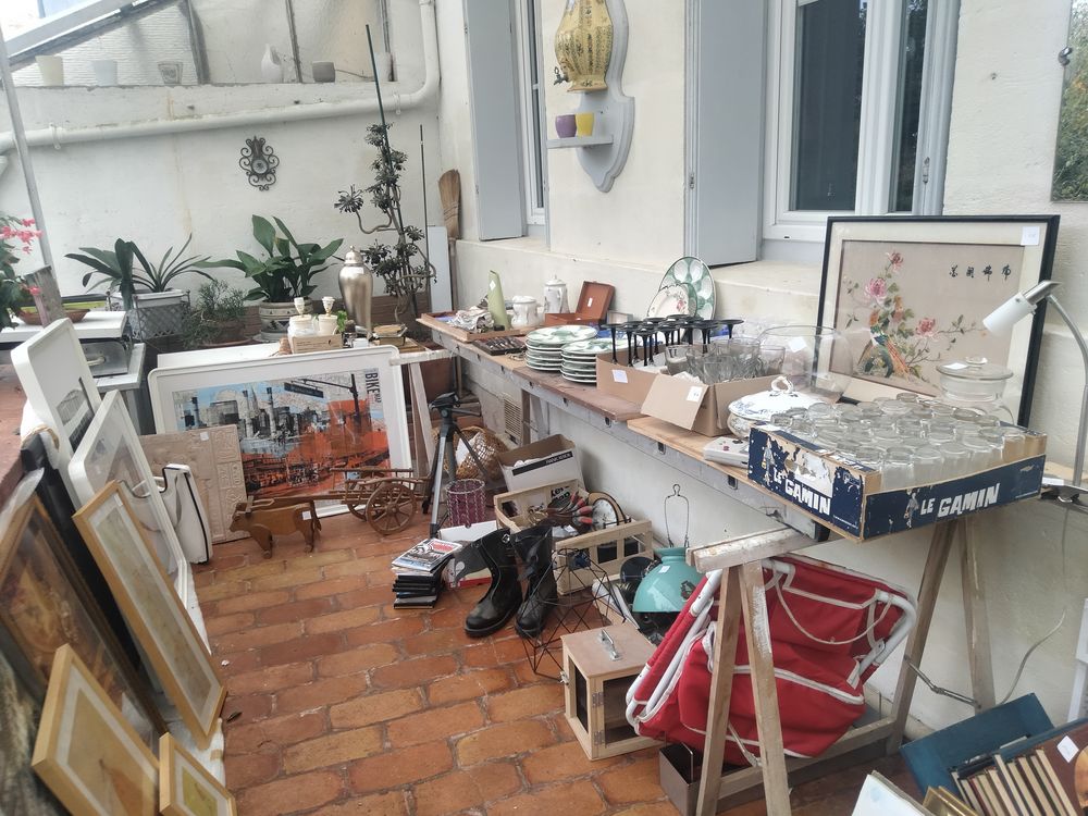 objets divers de d�coration, livres  petits meubles et plus 0 Pauillac (33)