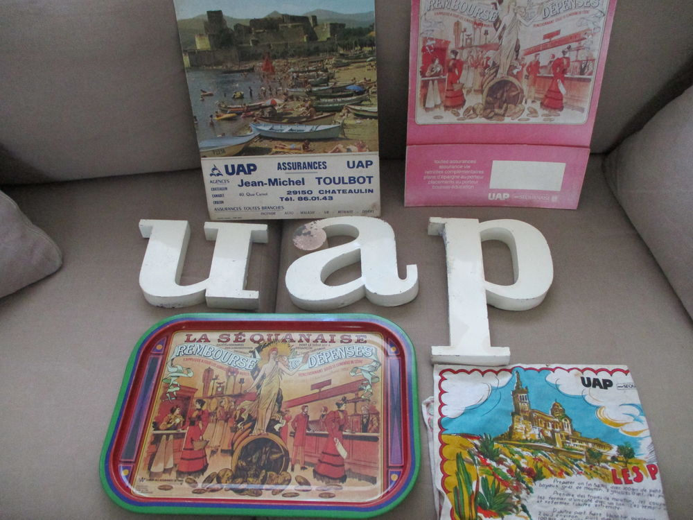 OBJETS PUBLICITAIRES (1950 / 1980) UAP /AUBADE 50 Royan (17)