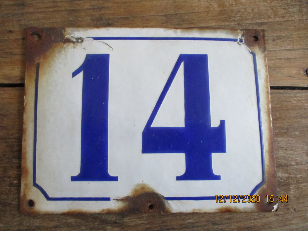 Objets en t�le �maill�e / Plaque publicitaire 20 Poitiers (86)