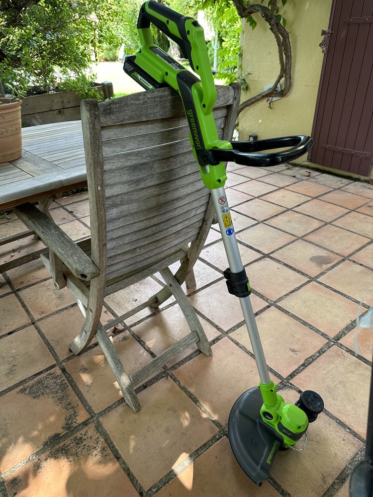 OCCASION EXEPTIONELLE: GREENWORKS Coupe Bordure Sans Fil 95 Les Milles (13)