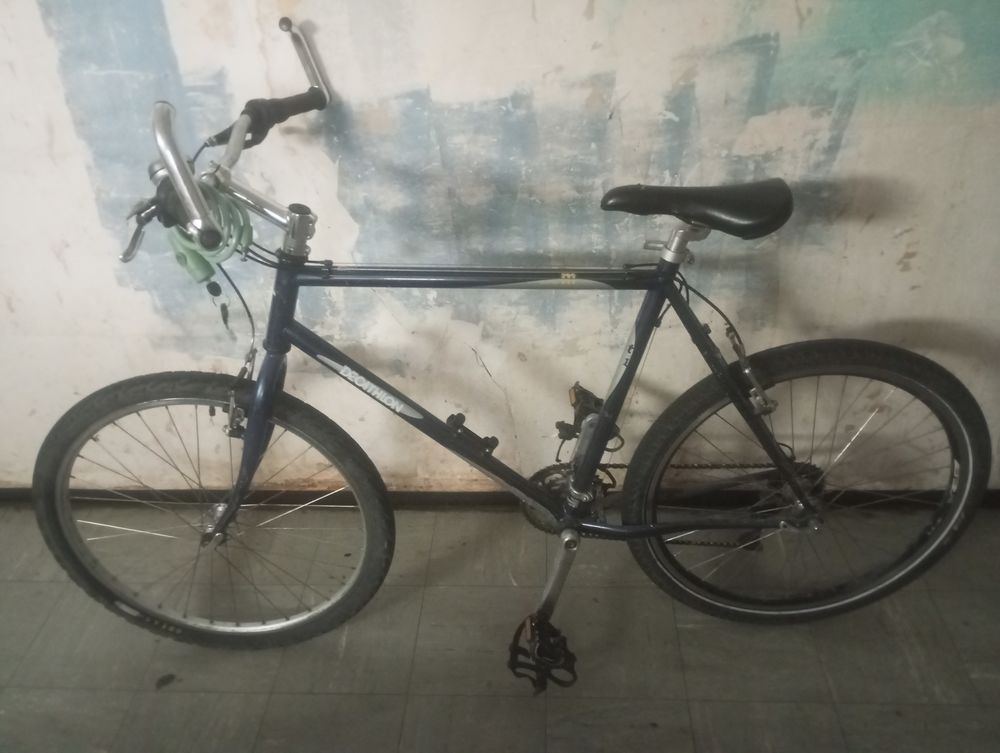 VTT occasion 8 vitesse marque decathlon., occasion 50 Ch�teauroux (36)