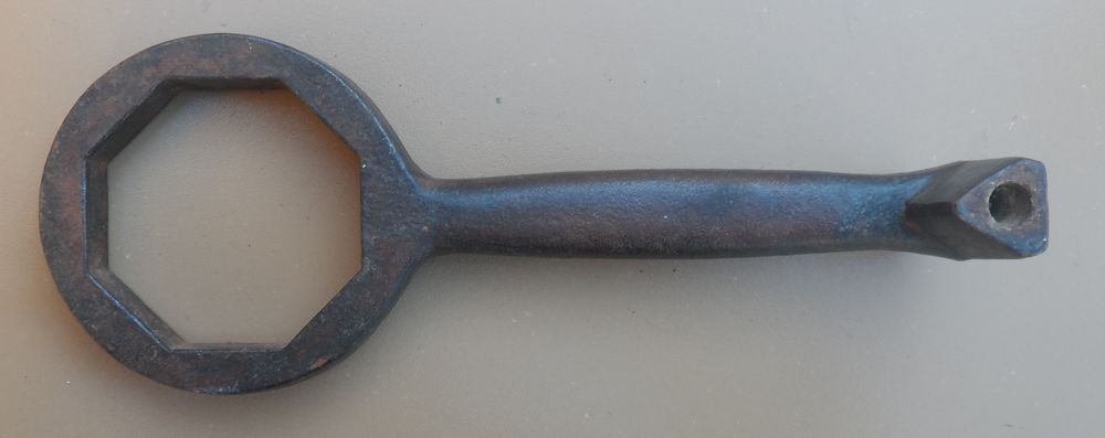 Axe octogonale 70x1,2mm en acier pour volet roulant