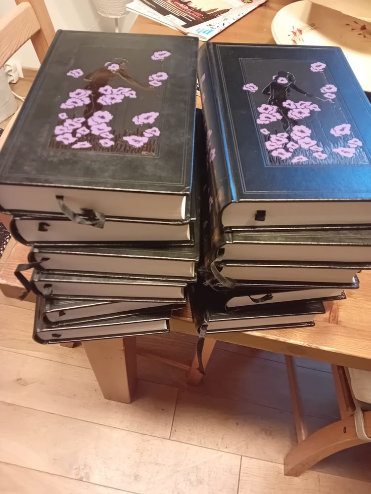 Oeuvres compl�tes(12 volumes) de Maupassant  �dition limit�e 490 Velanne (38)