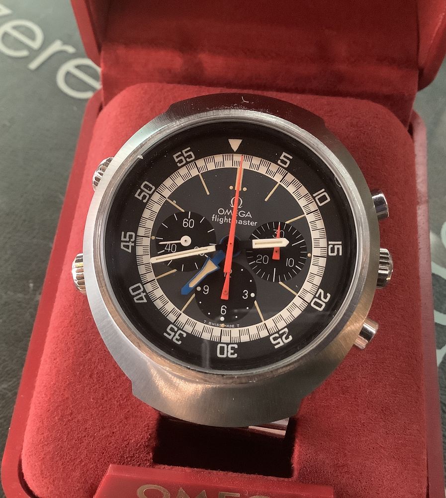 Om�ga Flightmaster - Ref. 145.026 - Ann�e 1970 3990 Marseille 9 (13)