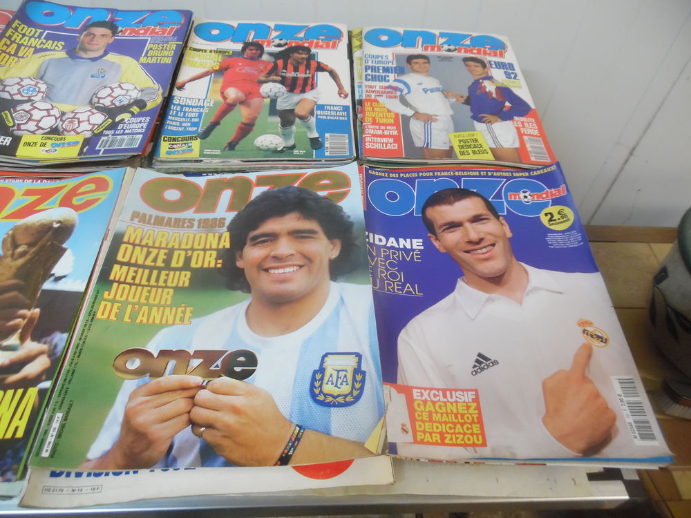 ONZE  MONDIAL
COLLECTION 0 Ouroux-sur-Sa�ne (71)