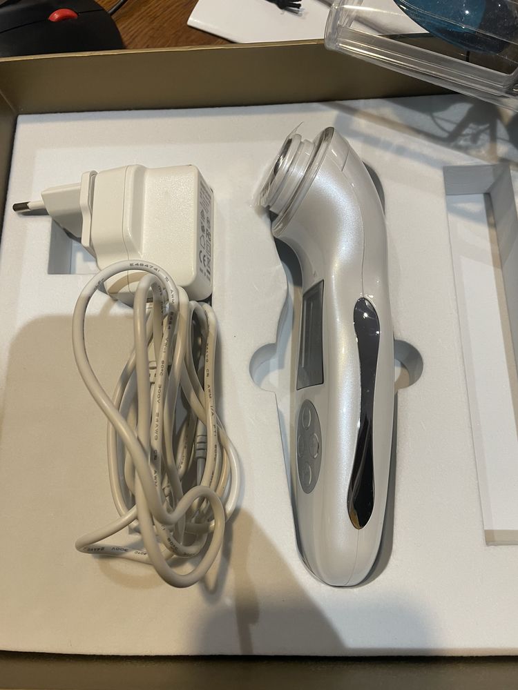 Opatra - Appareil Dermisonic London - anti age 
350 Montfermeil (93)