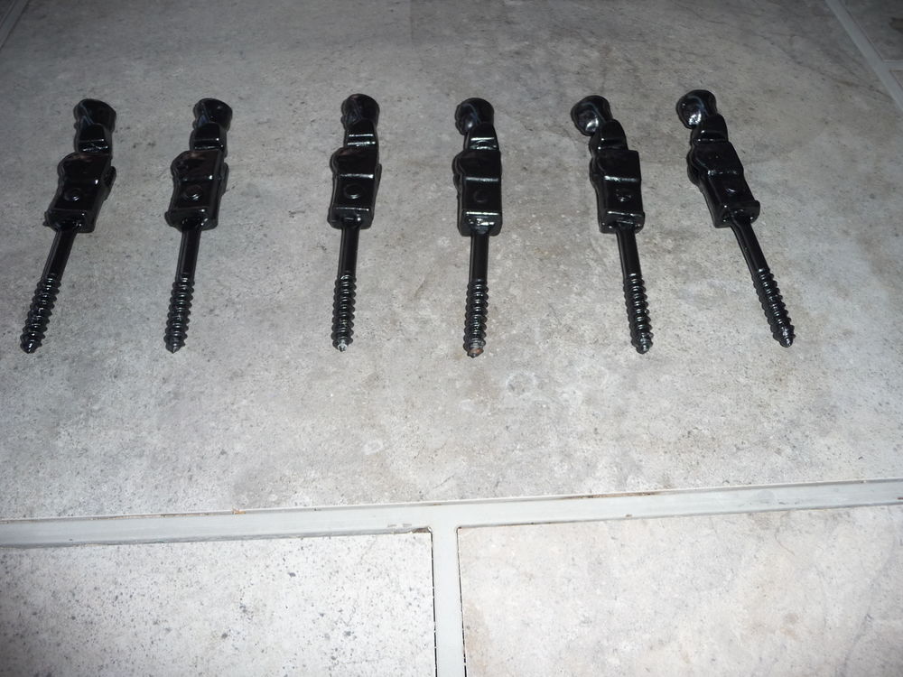 OPPORTUNIT� 6 ARRETS DE VOLETS T�TE BERG�RE A VISER b 0 Miramas (13)