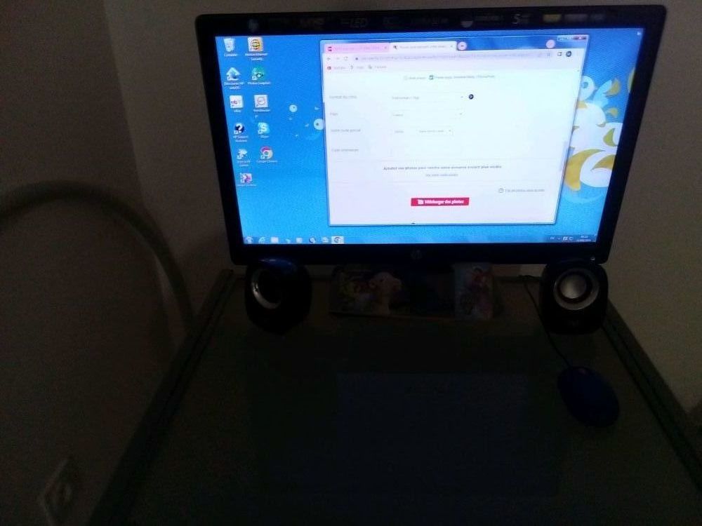 d' ordinateur HP et bureau adapt� 400 Saint-Genis-Laval (69)