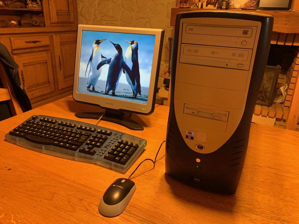 Ordinateur fixe 70 Oulchy-le-Ch�teau (02)