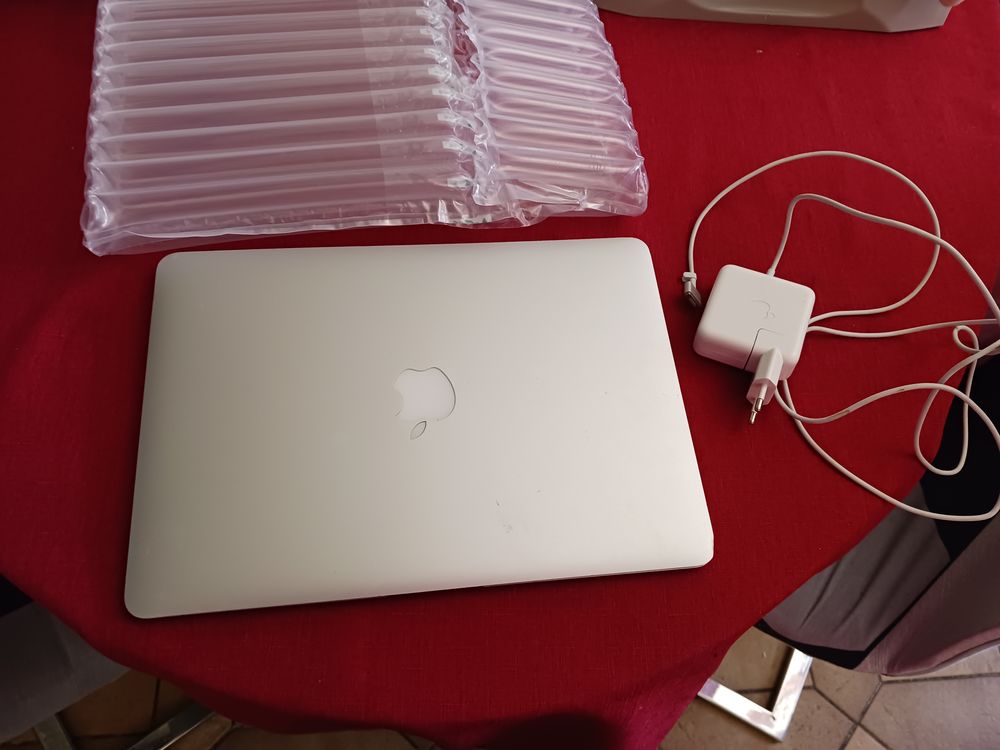 Ordinateur mack book air 270 Plerguer (35)