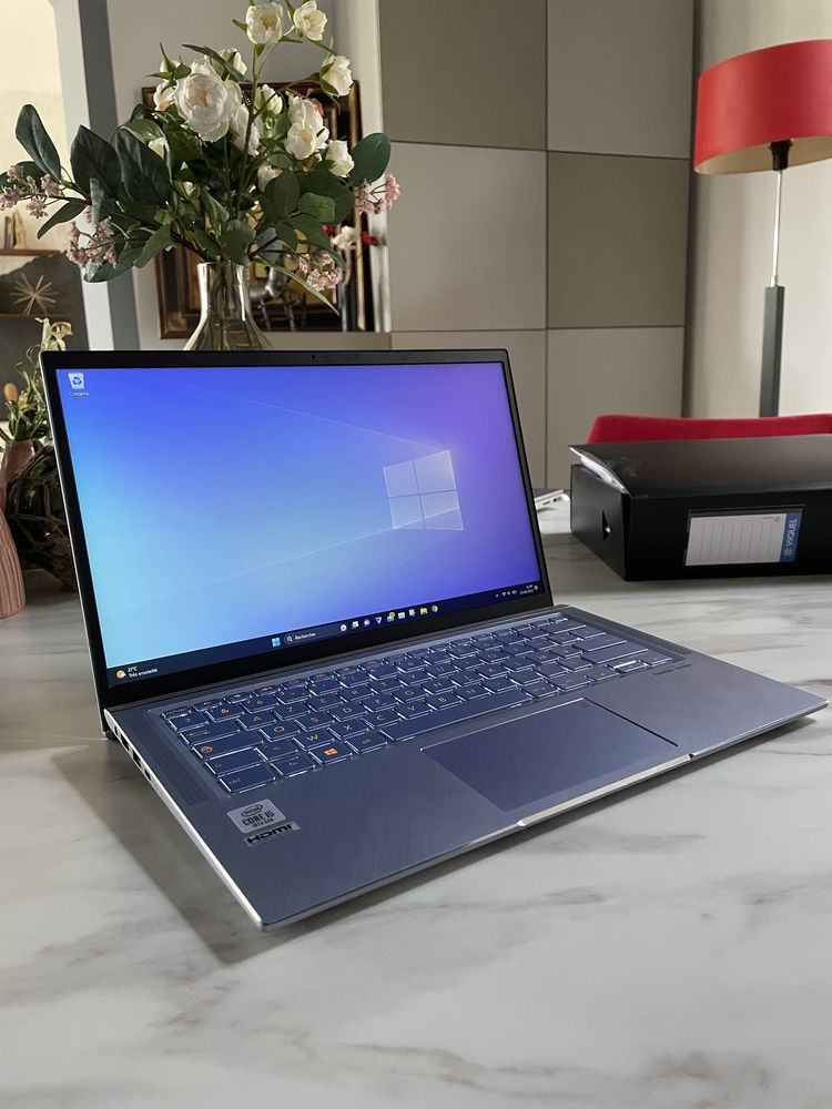 Ordinateur portable Asus Zenbook id�al pour les �tudiants 330 Niort (79)