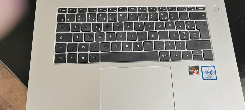 Ordinateur portable Huawei 250 Aubervilliers (93)