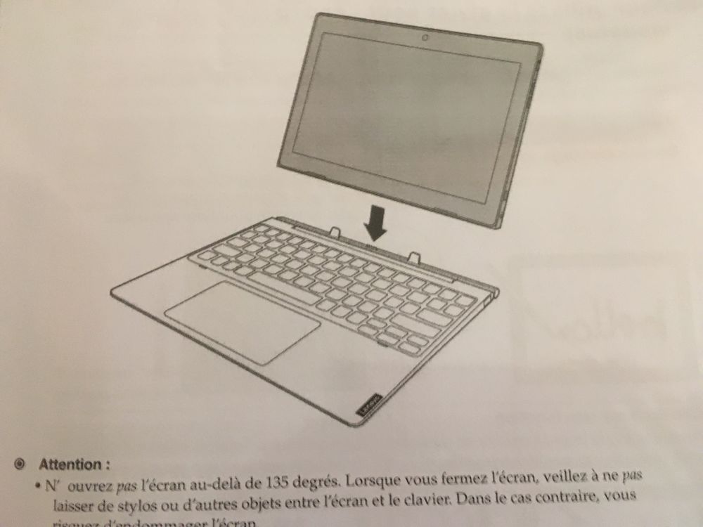 Ordinateur portable LENOVO avec sa tablette avec Windows 11 80 Saint-Marcel (27)