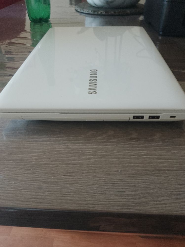 ordinateur portable Samsung 150 Fontevraud-l'Abbaye (49)