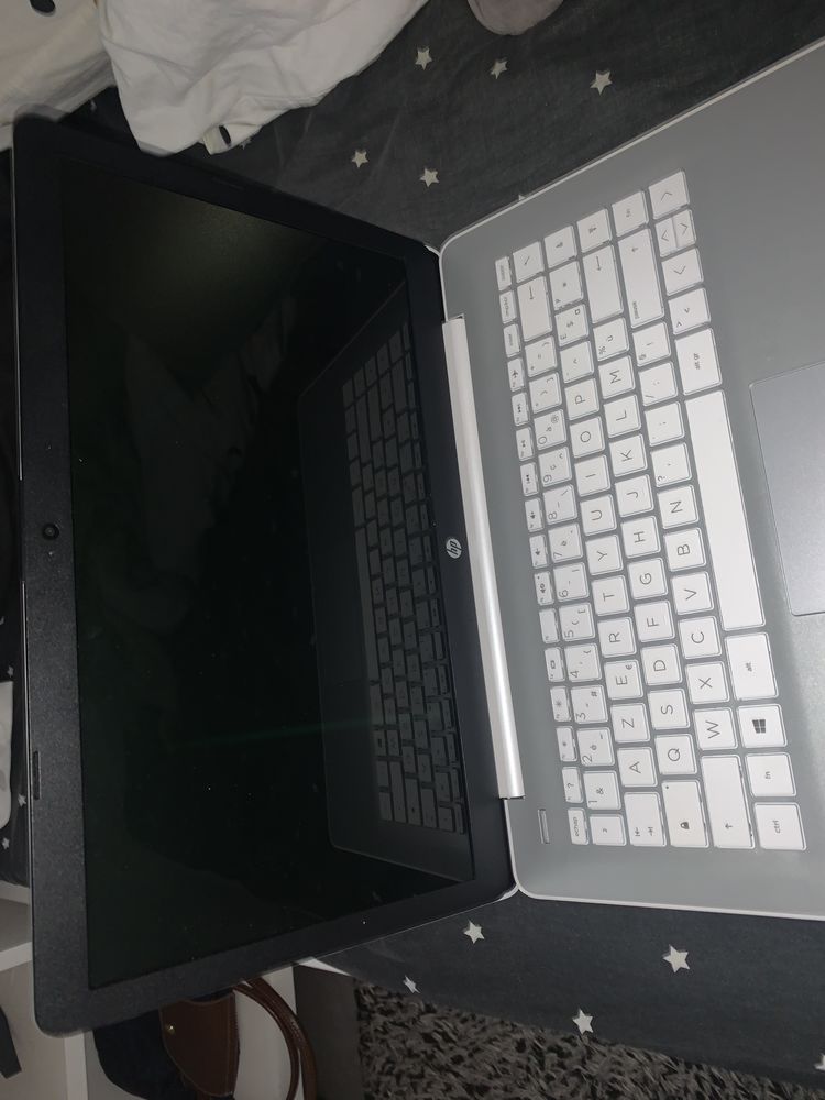 ordinateur portable HP stream 14 DS0001 NF de tr�s bon �tat 200 Ch�teauneuf-le-Rouge (13)