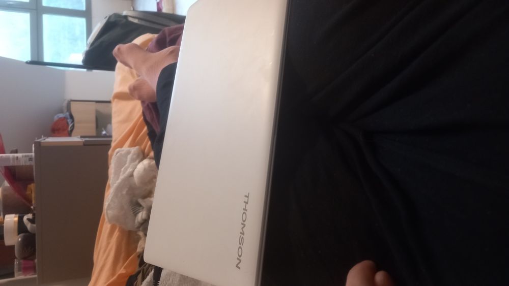 ordinateur portable 150 Jouy-en-Josas (78)