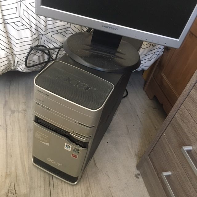 ORDINATEUR 120 Montpellier (34)