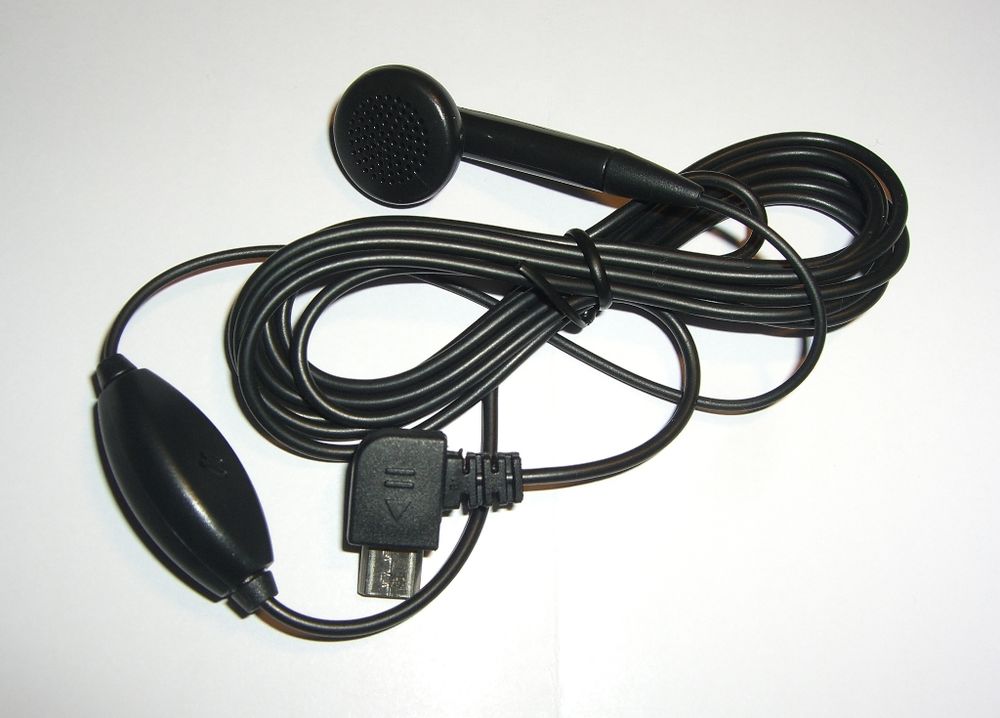 Oreillette �couteur pour t�l�phone GSM 2 Balma (31)