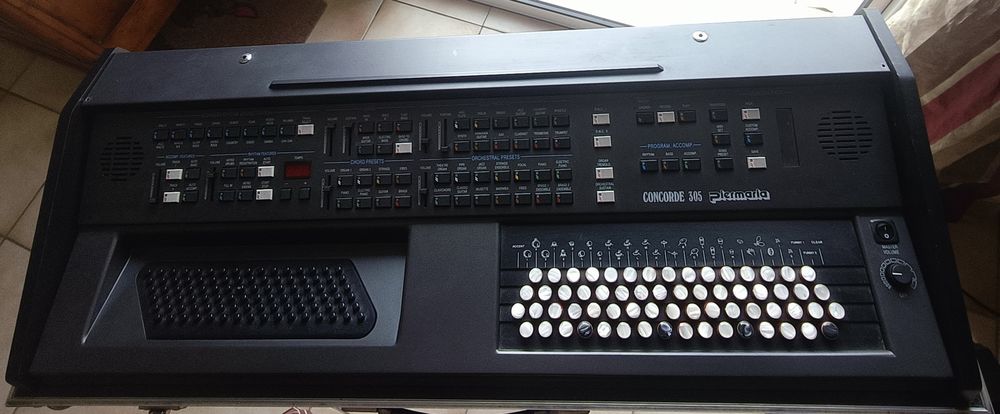 Orgue Concorde 305 Piermaria 0 Saint-L�ger-de-Lini�res (49)
