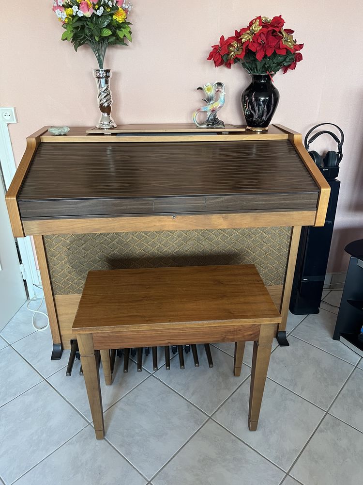 Orgue CRUMAR Prestige 0 Reims (51)