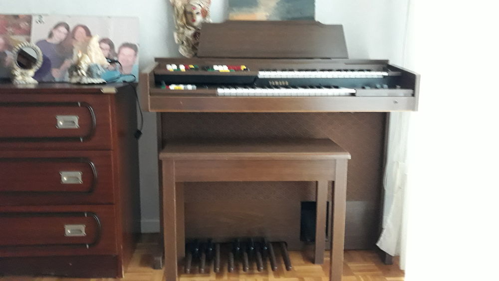 orgue �lectronique 250 Nice (06)