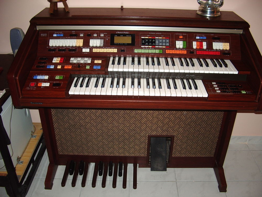 orgue technics 200 Gardanne (13)