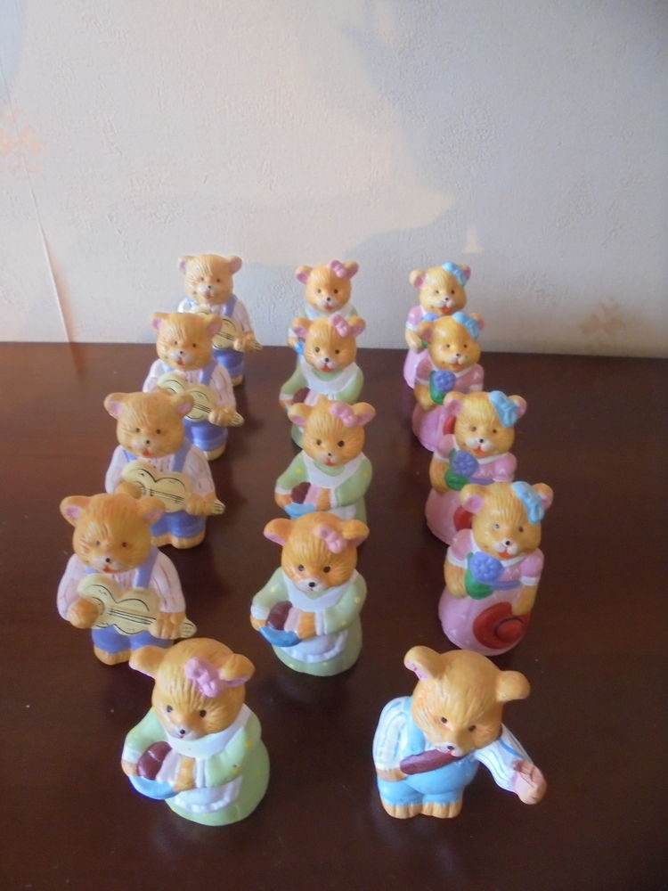 14 Oursons d�cor�s 14 Tours (37)