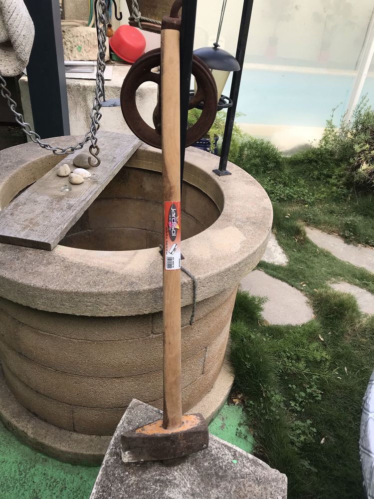 outil . masse 5Kg manche bois neuf . 15 Narbonne (11)