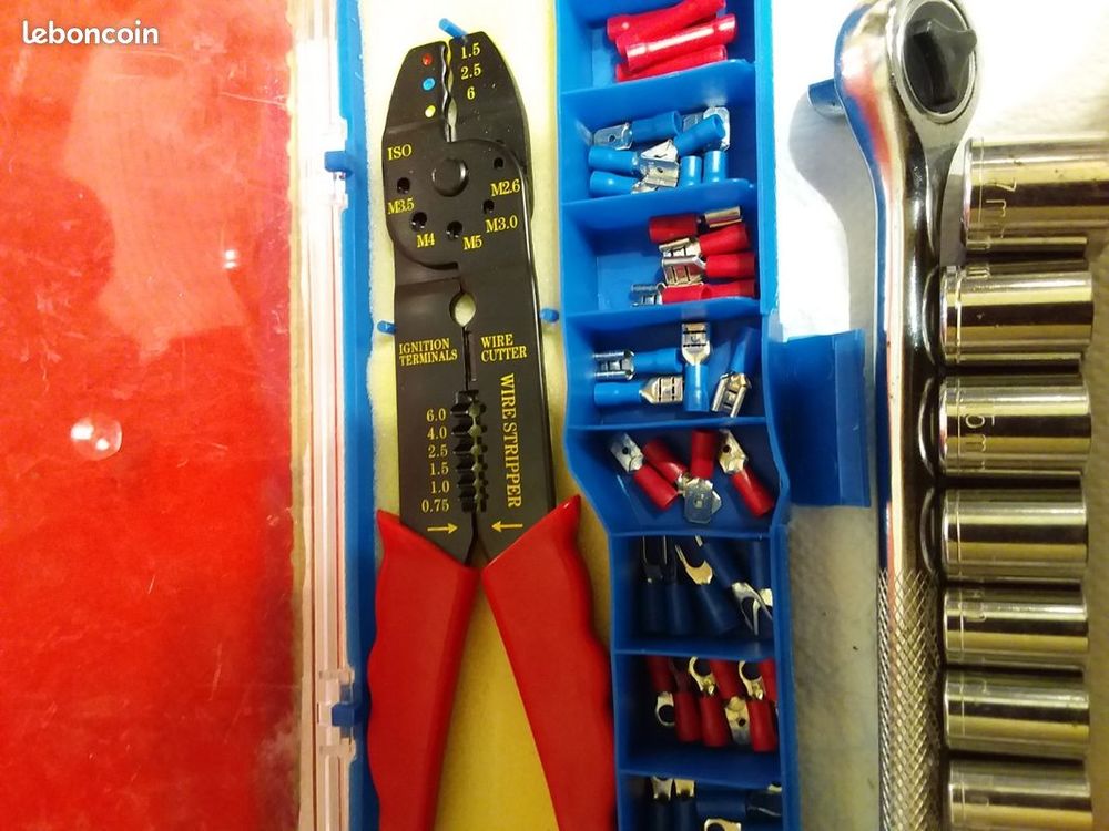 Outillage divers n�1 11 Serres-Castet (64)