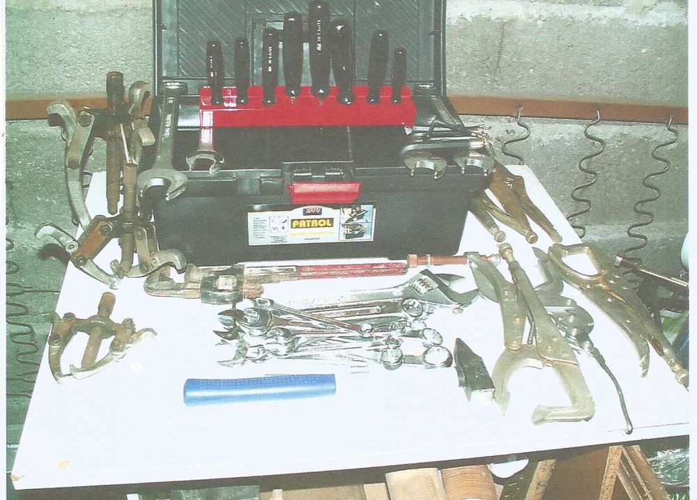 Outillage manuel. 40 Seyssinet-Pariset (38)