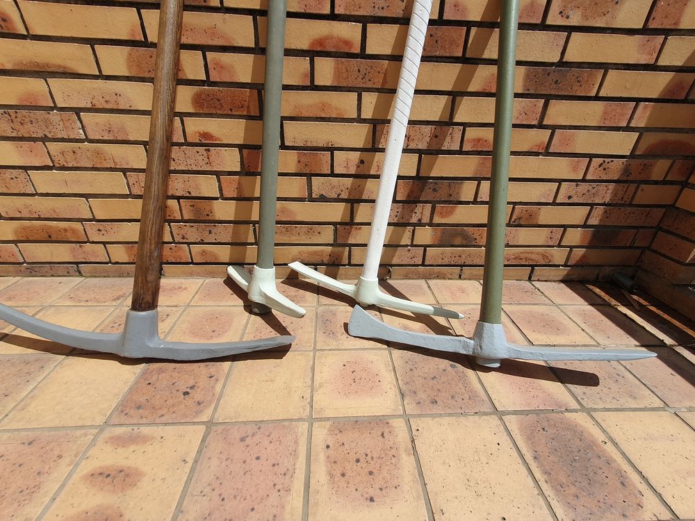 OUTILS  �  MAIN, DIVERS  de  JARDINAGE 16 Blanzat (63)