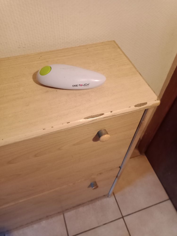 Ouvre boite � piles 5 Arignac (09)