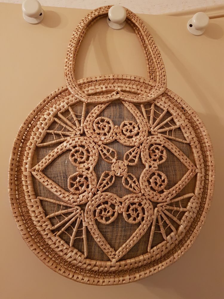 Sac en paille tress�e 20 Marignane (13)