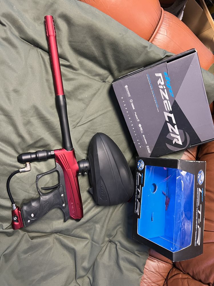 Kit de paintball , lanceur , loader , casque 400 Guilers (29)